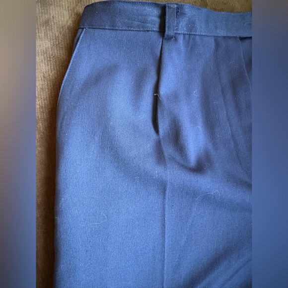 Sag Harbor NWTS Navy Blue Machine Washable Comfort Stretch Sz 12P Pleat… - Picture 4 of 15